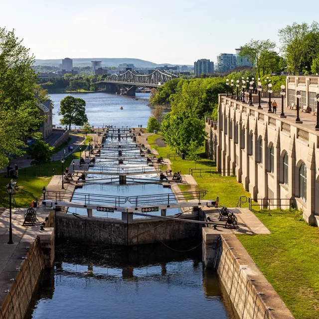 Rideau Canal Scenic Walk