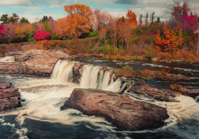 Hog’s Back Falls Nature Walk